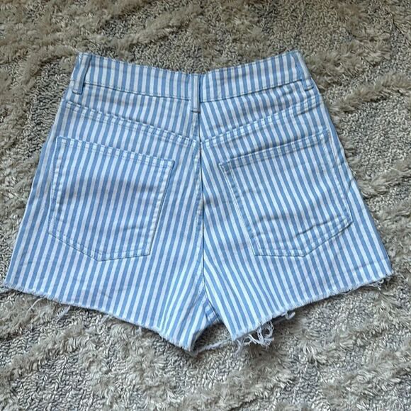 divided Blue and White Striped High Rise Jean Shorts Size 0 - Picture 3 of 3